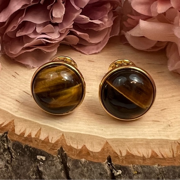 Elegant Round Brown & Gold Striped Tiger’s Eye Cufflinks - Picture 7 of 17